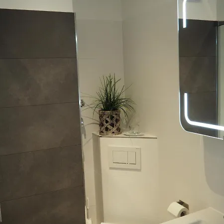 Beach House 21 Apartment